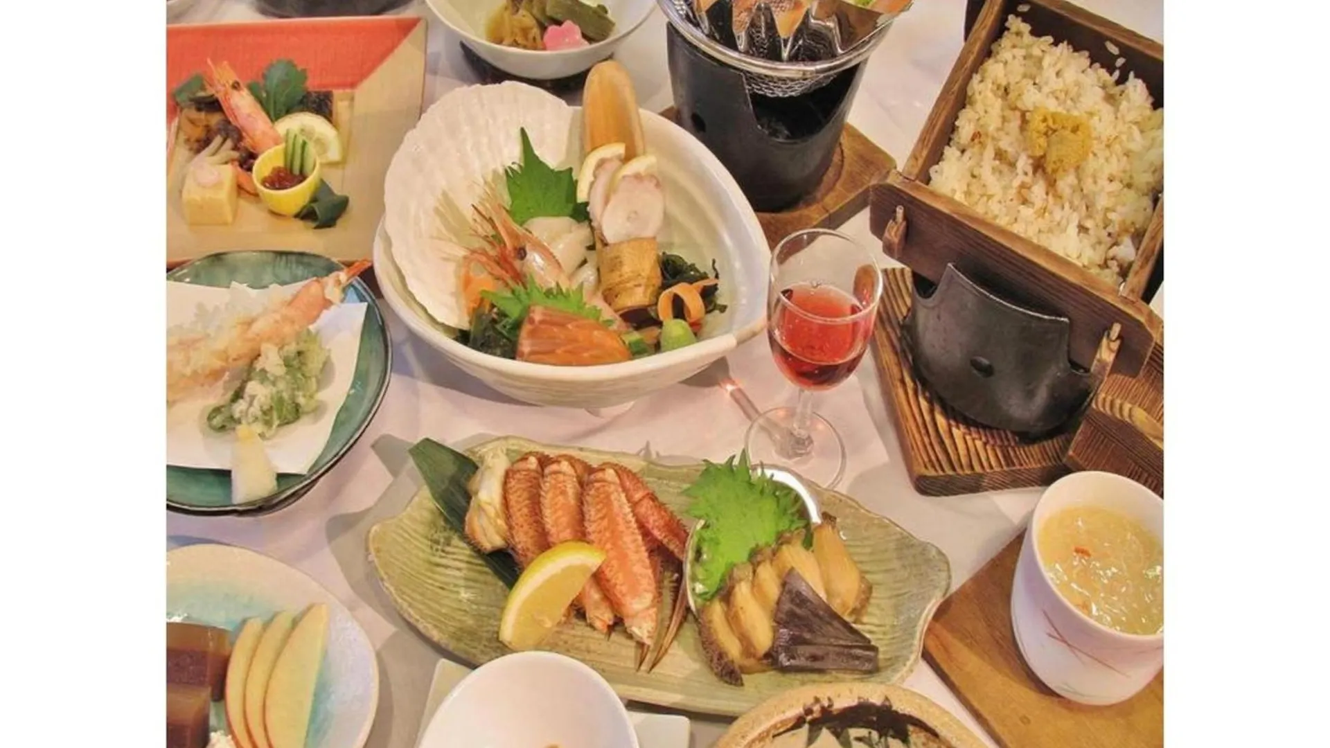 Rishiri Fuji Kanko Hotel - Vacation Stay 63414V Oshidomari Japan